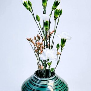 porcelain oribe ikebana vase